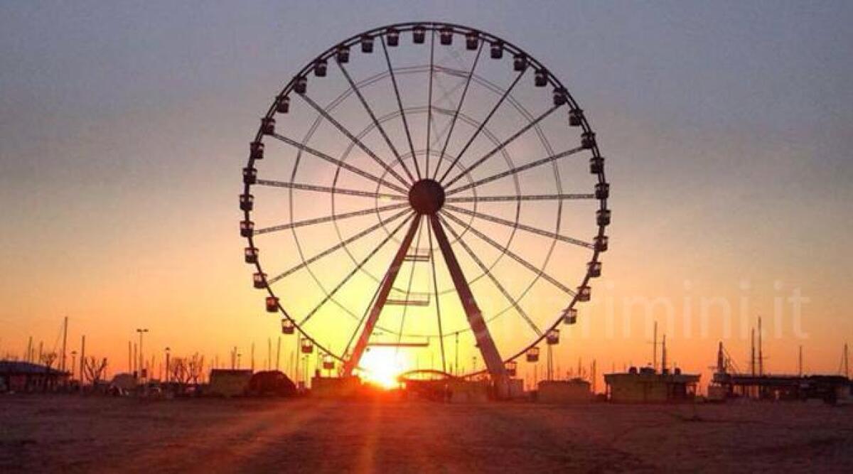La ruota panoramica di Rimini è oramai un must: il Comune cerca un gestore per il 2024 - ruota panoramica di Rimini
