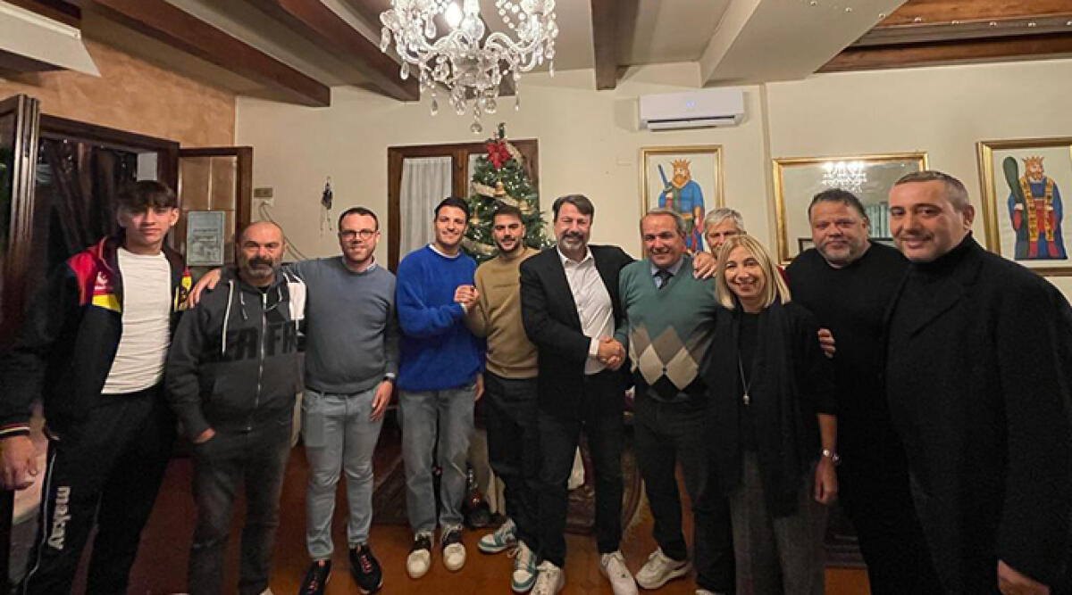 Cattolica e Del Duca Grama fanno pace dopo l'aggressione, cena tra le squadre - Cena tra la le squadre del Cattolica Calcio e del Del Duca Grama