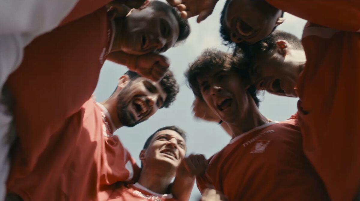 Lo sport e i suoi valori al cinema: a Riccione il premiato "999, L’altra Anima del calcio" - Una scena del film
