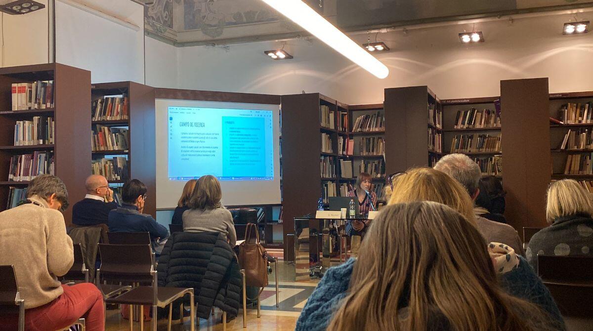Lab Sociale di Bellaria Igea Marina selezionato al seminario su Archivi e Comunità - Un momento del seminario