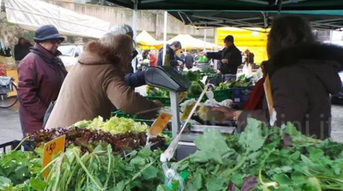 Brindisi natalizio e degustazione di prodotti locali: appuntamento al Mercato Agricolo di Rimini - Farmers Market Rimini