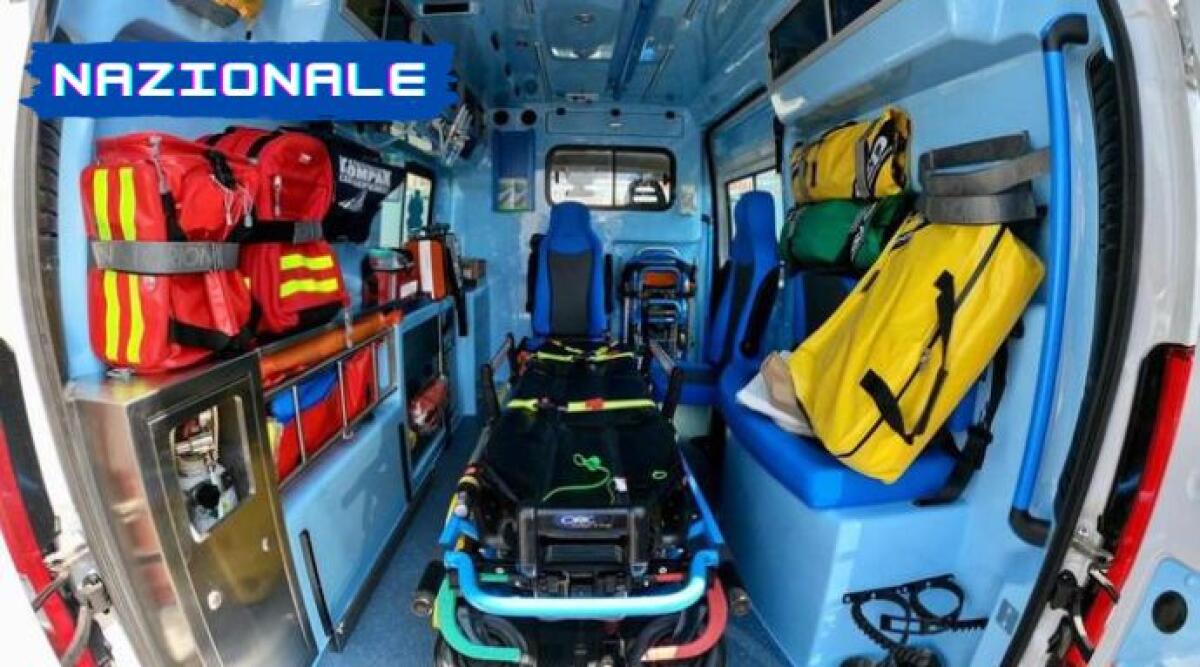 Urbino, tragedia in galleria. Pullman e ambulanza si scontrano: 4 morti - Archivio