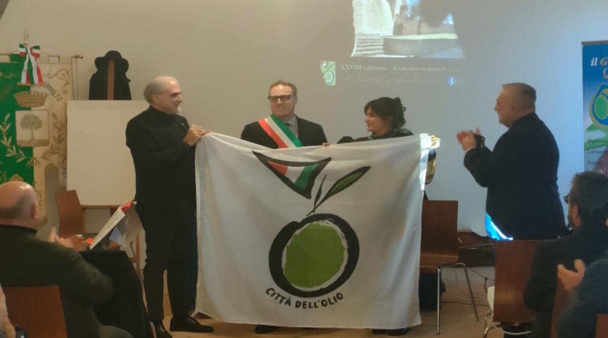 A Montegridolfo assegnati i premi agli oli di qualità dell'Emilia-Romagna - I premi Città dell'olio a Montegridolfo