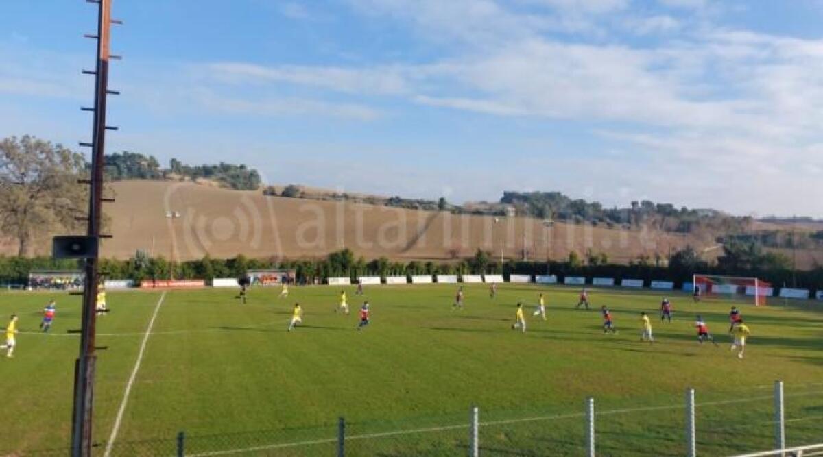 Calcio Promozione, il Gabicce Gradara stende in trasferta la Castelfrettese con Torsani e Mani (0-2) e la supera in classifica -