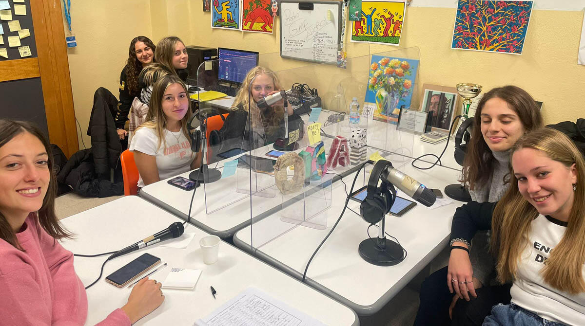 Radio Gump, la web radio degli studenti di Morciano festeggia le 100 trasmissioni - Radio Gump