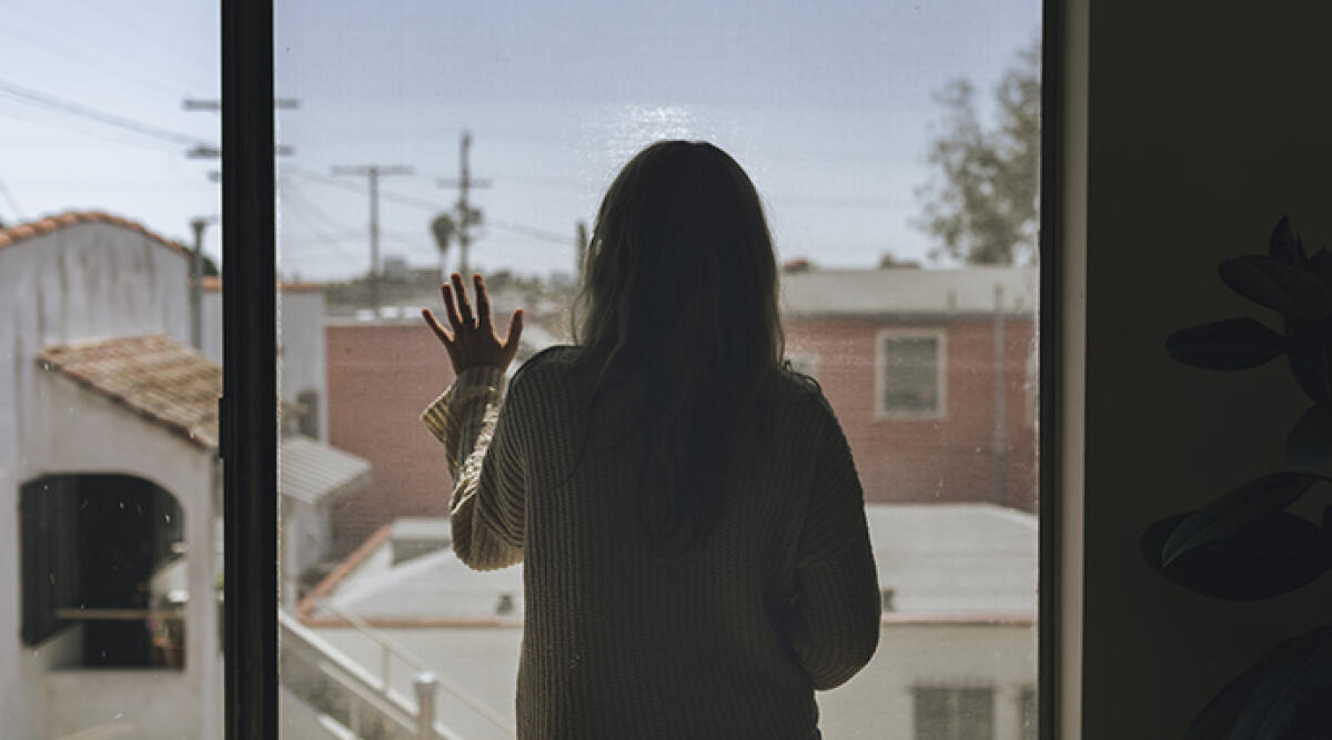 Dopo carcere per stalking tenta aggredire ex moglie, denunciato - Repertorio