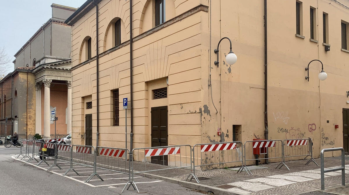 Maltempo, Santarcangelo: danni alla ex biblioteca - Transenne in via Cavallotti, Santarcangelo di Romagna