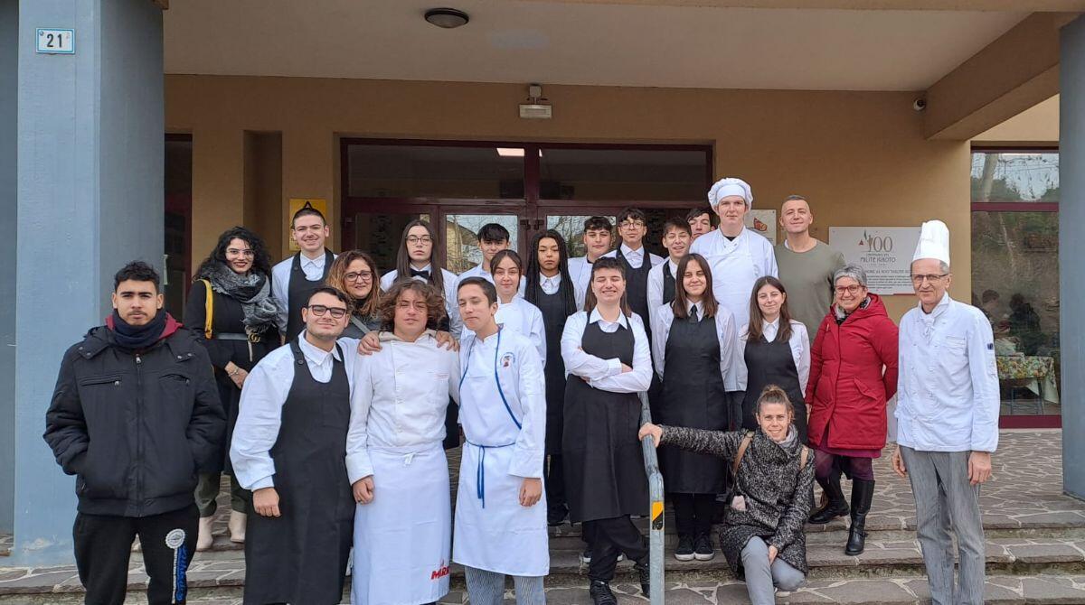 Bellaria. Mangiare bene in adolescenza: studenti lo spiegano agli alunni delle medie -
