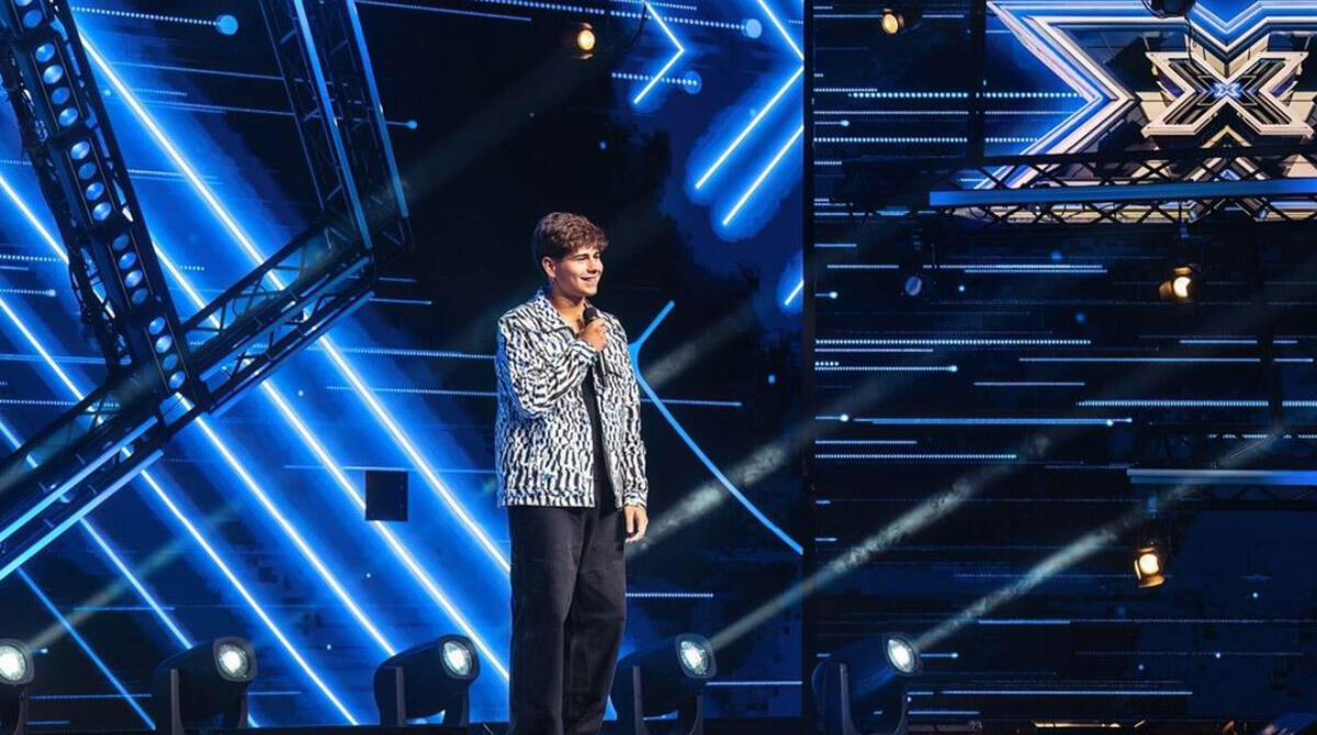 Un riminese tra i protagonisti di X Factor Malta: il 19enne Mattia accede alle fasi finali del format - Mattia Adduocchio sul palco di X Factor Malta (foto da Instagram @mattyaddu)