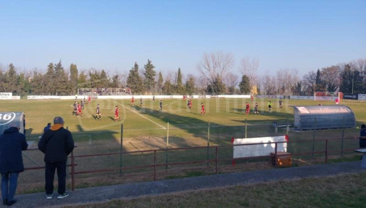 Calcio Promozione, il Gabicce Gradara risorge: successo sul Mondolfo Marotta. Decide il baby Bergamini - 