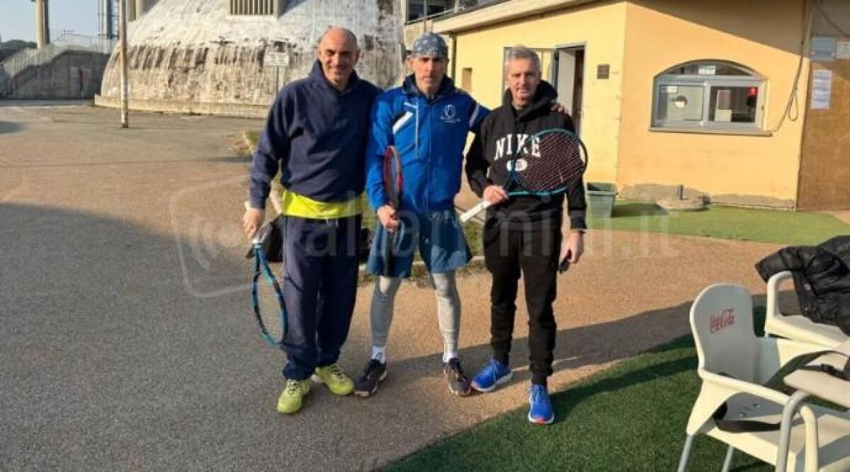 Tennis, brillante avvio delle squadre del Tc Viserba nei campionati regionali indoor: cinque vittorie nella giornata inaugurale - 