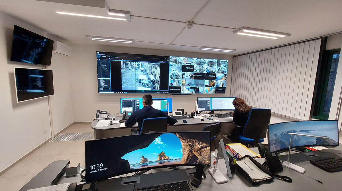 Rimini: 422 'occhi' sulla città e una nuova centrale operativa per monitorare la sicurezza - Nuova centrale radio operativa, Rimini