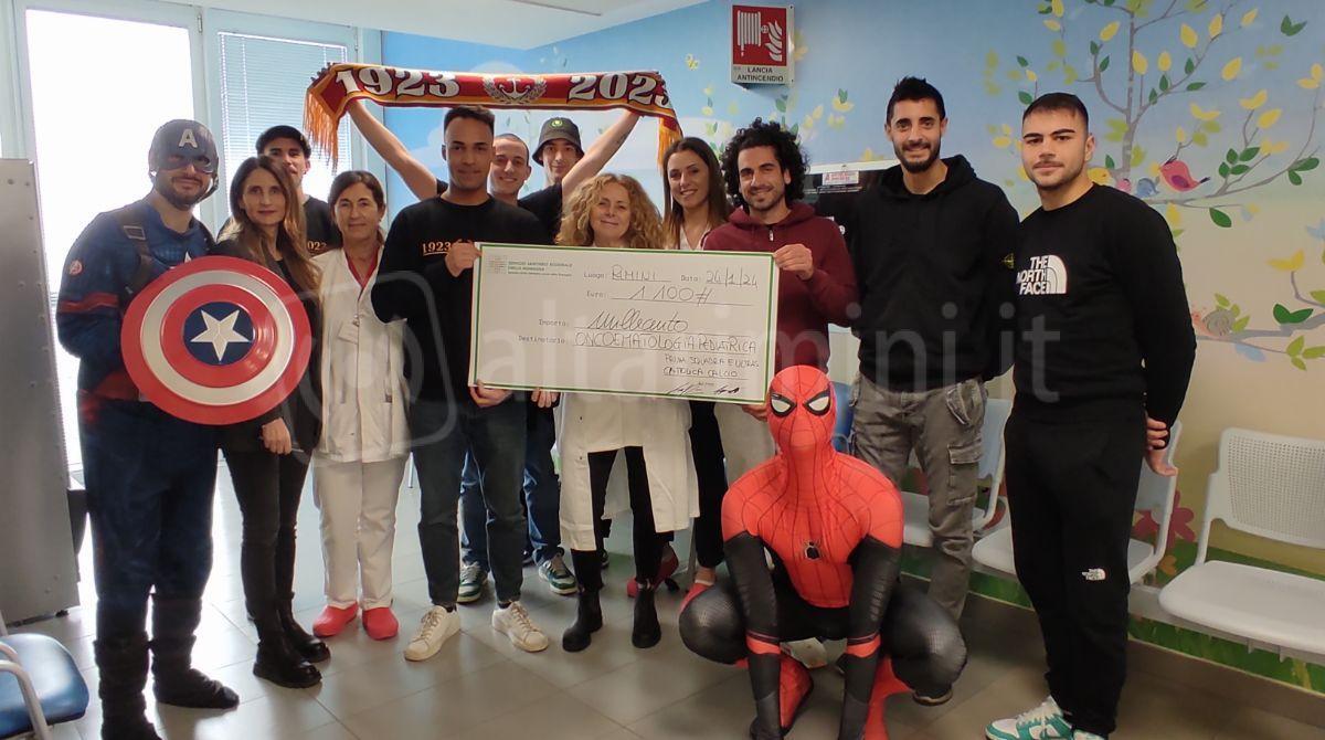 Cattolica Calcio dona all'Oncoematologia Pediatrica di Rimini 1100 euro - La donazione