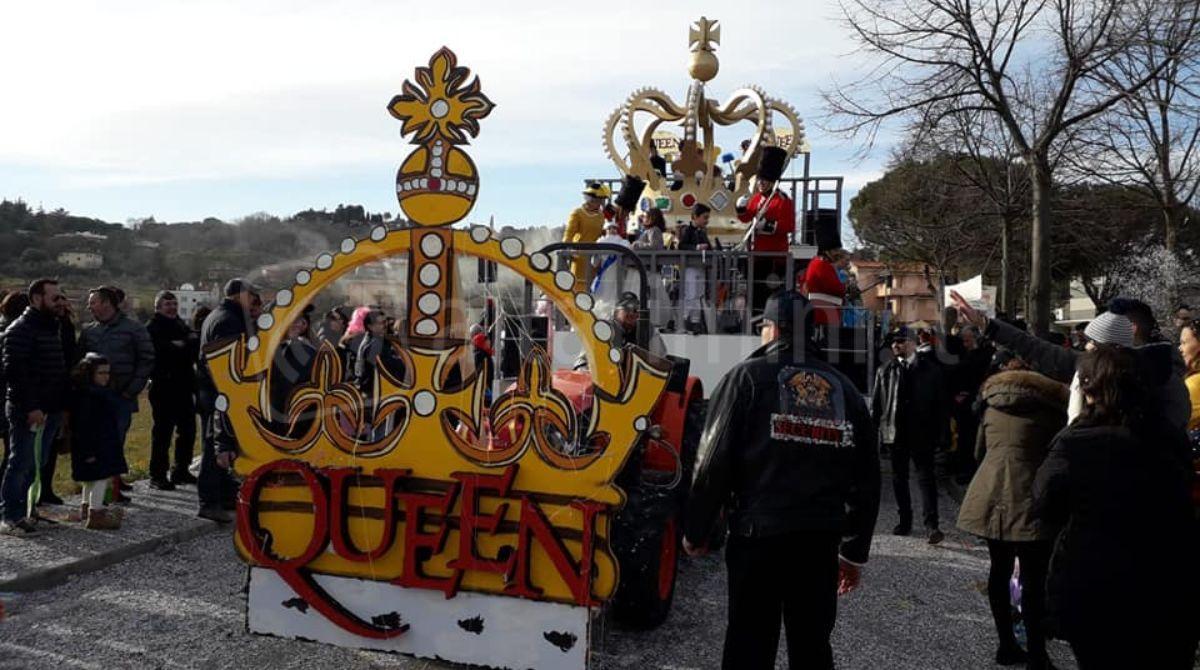 Rimini verso il Carnevale, tutti gli eventi in attesa delle giornate in maschera - I carri del Carnevale della Grotta Rossa