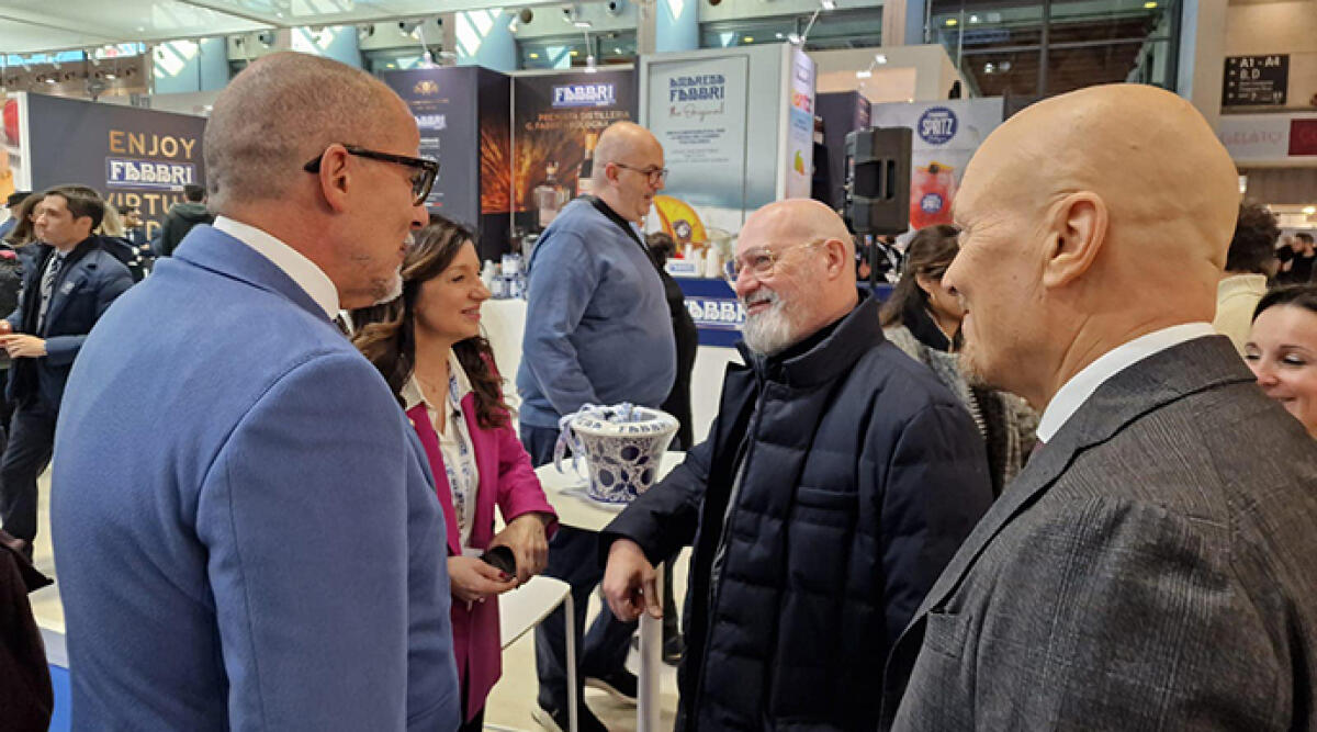 Bonaccini chiede più aiuti per l’Emilia Romagna in ripresa dall’alluvione durante il Sigep - Foto dal profilo facebook di Bonaccini