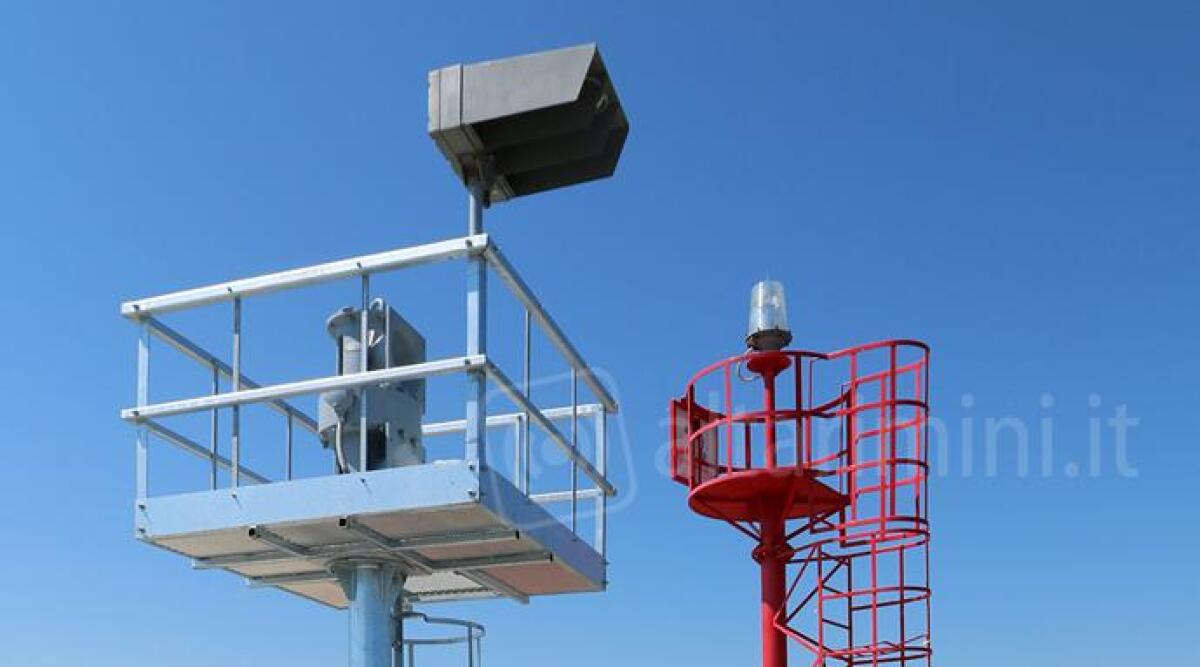 Il nautofono, simbolo di Rimini, torna a suonare dopo la riparazione - Il nautofono