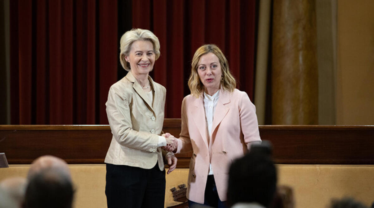 Incontro Meloni-Von der Leyen a Forlì: contestazioni e accuse di 'Passerella - Foto Ansa