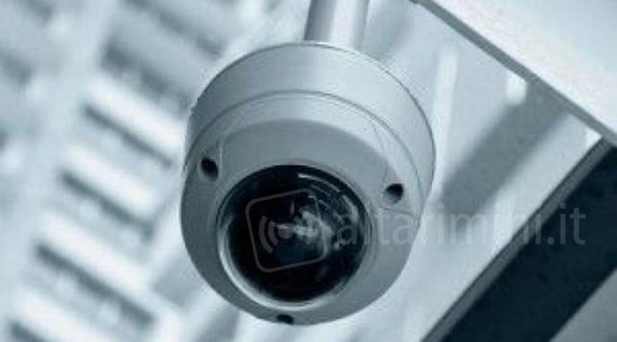 Parco Briolini messo a nuovo e più sicuro con illuminazione e telecamere: lavori in primavera - Telecamera (foto di repertorio)