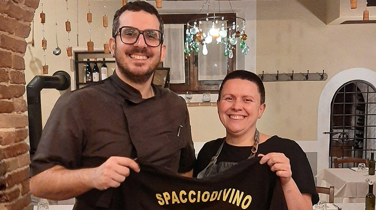 Spacciodivino: 10 anni di passione per l'osteria romagnola amata dai Vip - Matteo e Annalisa di Spacciodivino