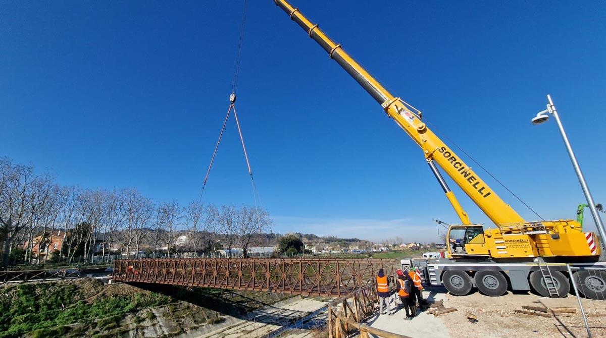 Collaudo ok per il nuovo Ponte sull'Ausa, nuovo collegamento per la Grotta Rossa -