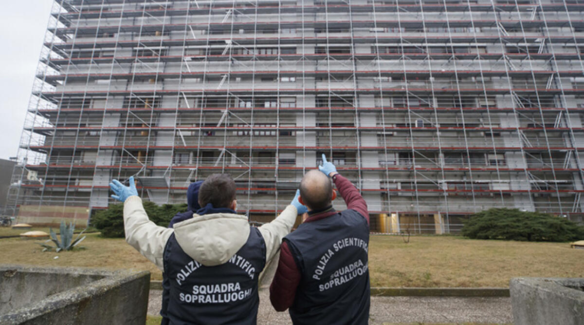 La tragedia familiare a Ravenna: analisi sul sangue della bambina. Indagini in corso sulla madre - Il luogo della tragedia, foto Ansa