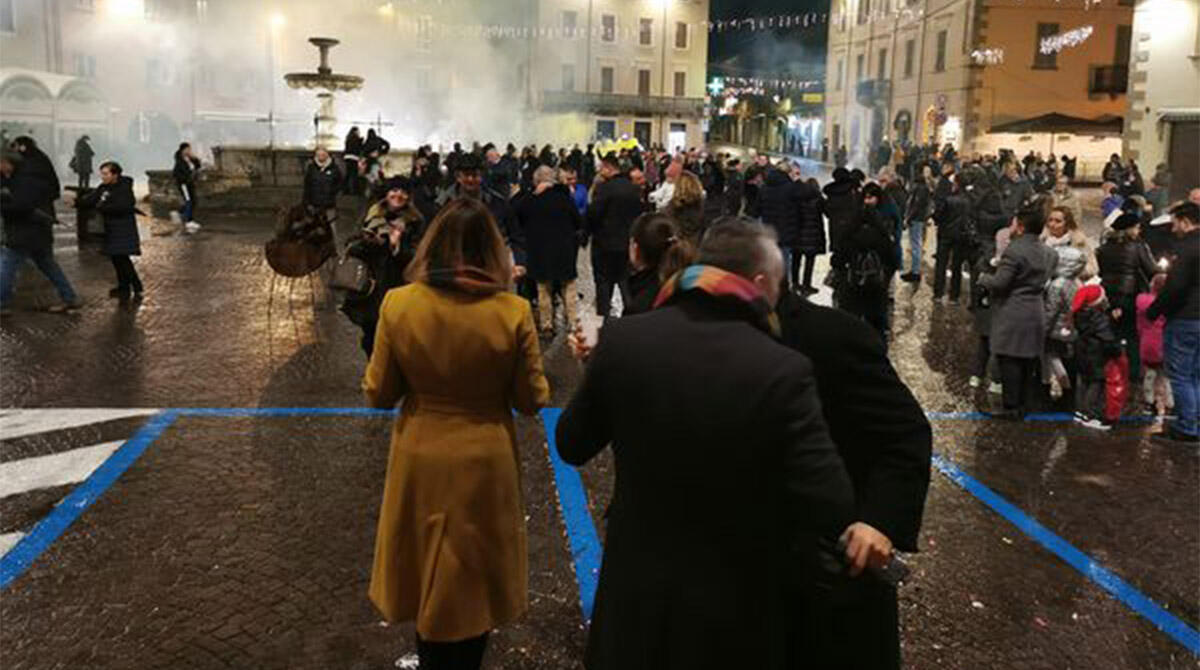 Novafeltria festeggia il Capodanno in piazza e guarda alle sfide del 2024 - Foto dalla pagina Facebook del Comune di Novafeltria