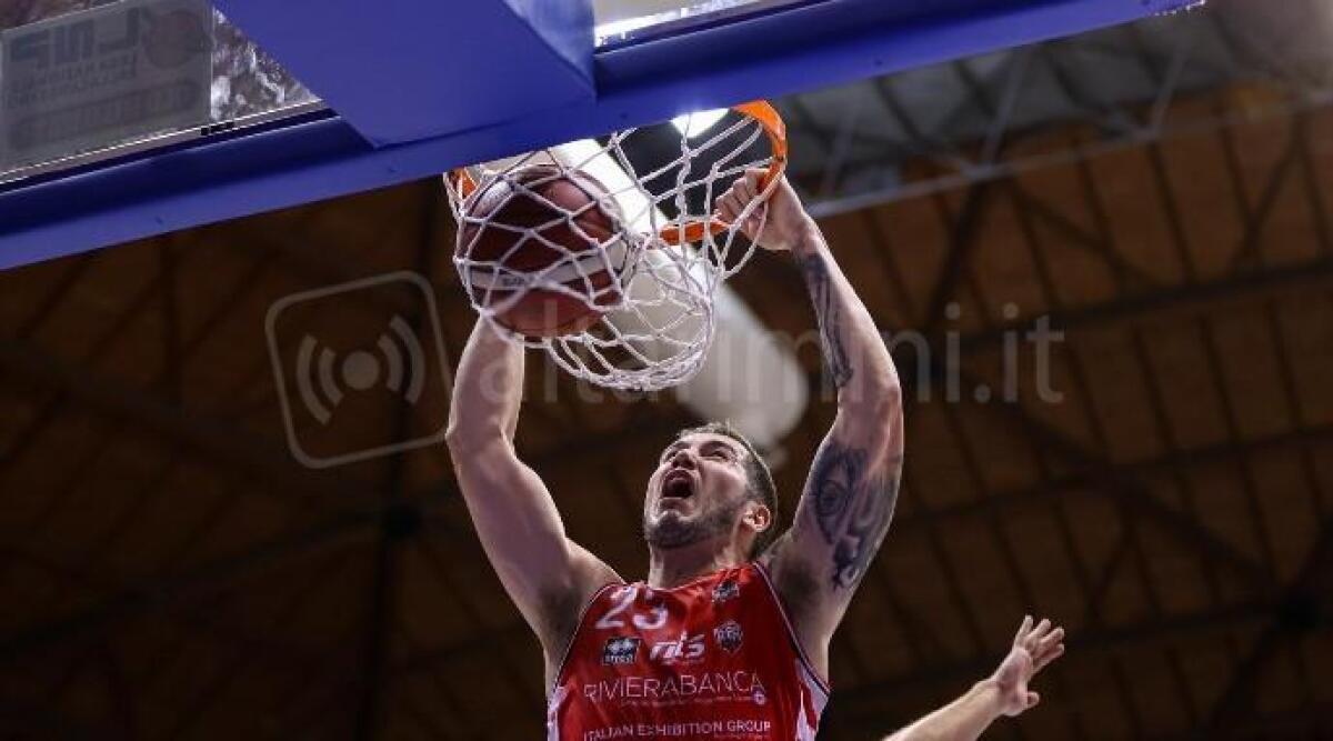 Basket A2, RivieraBanca espugna Trieste con una prestazione super (76-90) - 