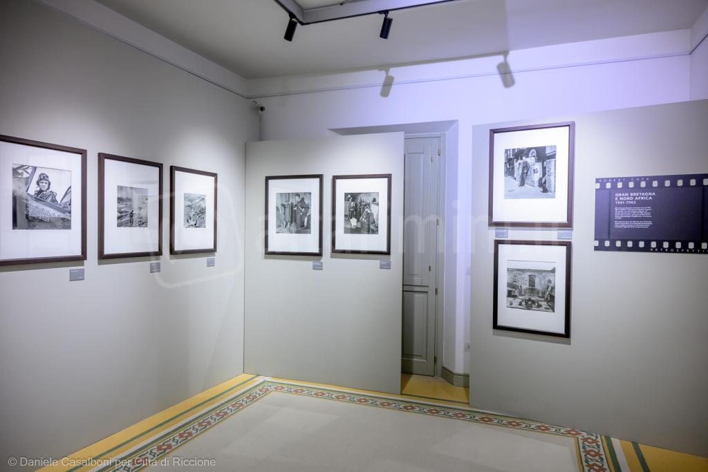 La mostra di Robert Capa – foto Casalboni