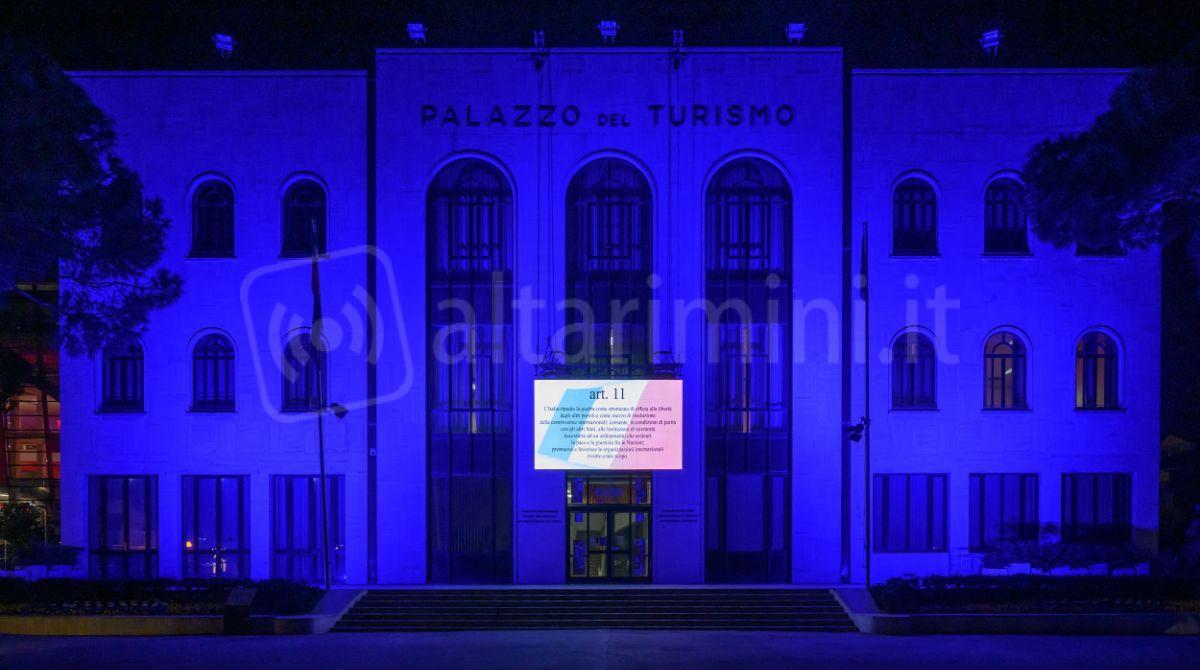 Giornata delle Vittime Civili: il Palazzo del Turismo di Riccione si colora di blu - Il Palazzo del Turismo di Riccione si colora di blu - foto Casalboni