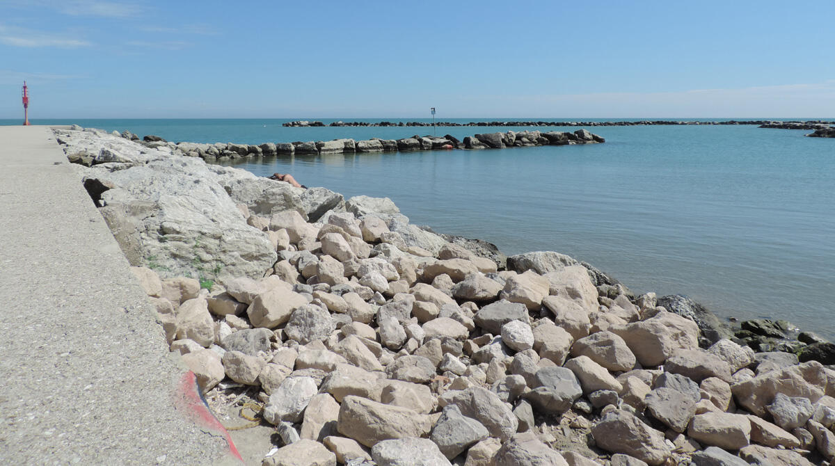 Bellaria Igea Marina, a metà marzo parte il cantiere per l'atteso prolungamento del molo di Levante - 