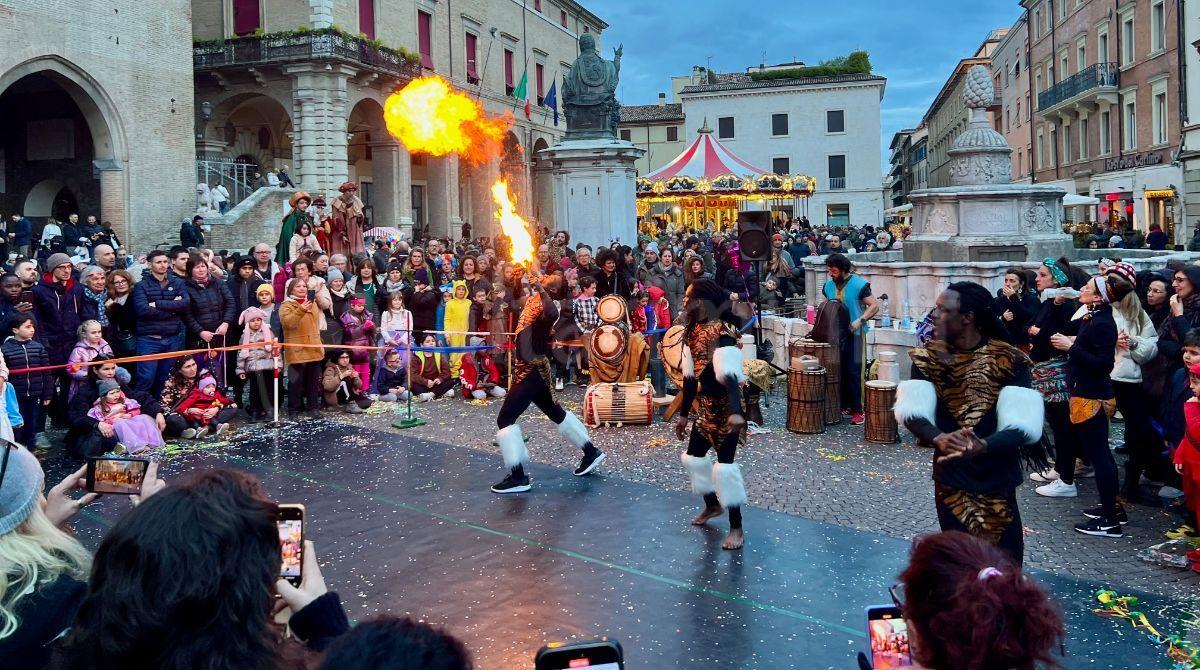 Carnevale, San Valentino, tour, teatro e concerti: a Rimini eventi per tutti i gusti - 