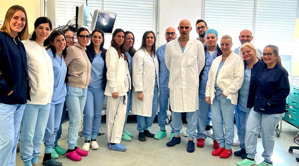 Asportato un grosso tumore allo stomaco: l'intervento a Rimini. Salvata paziente - Di Marco con equipe Gastroenterologia