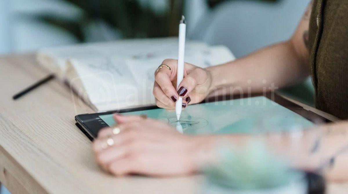 Modi per identificare immagini false online - 