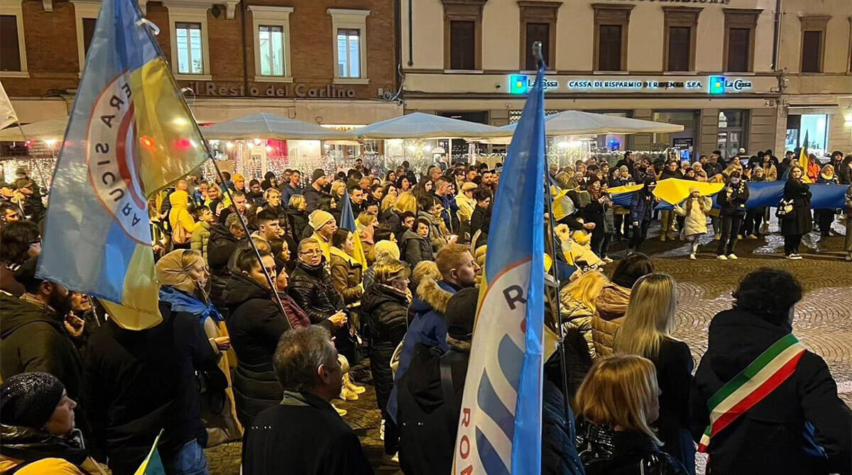 Guerra in Ucraina, in 300 in marcia per la pace nel centro storico di Rimini - 