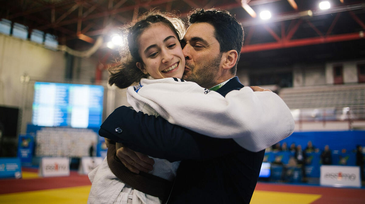 Una riccionese sul podio europeo di Judo, Sofia Longo conquista il bronzo - Sofia Longo con il padre Giuseppe