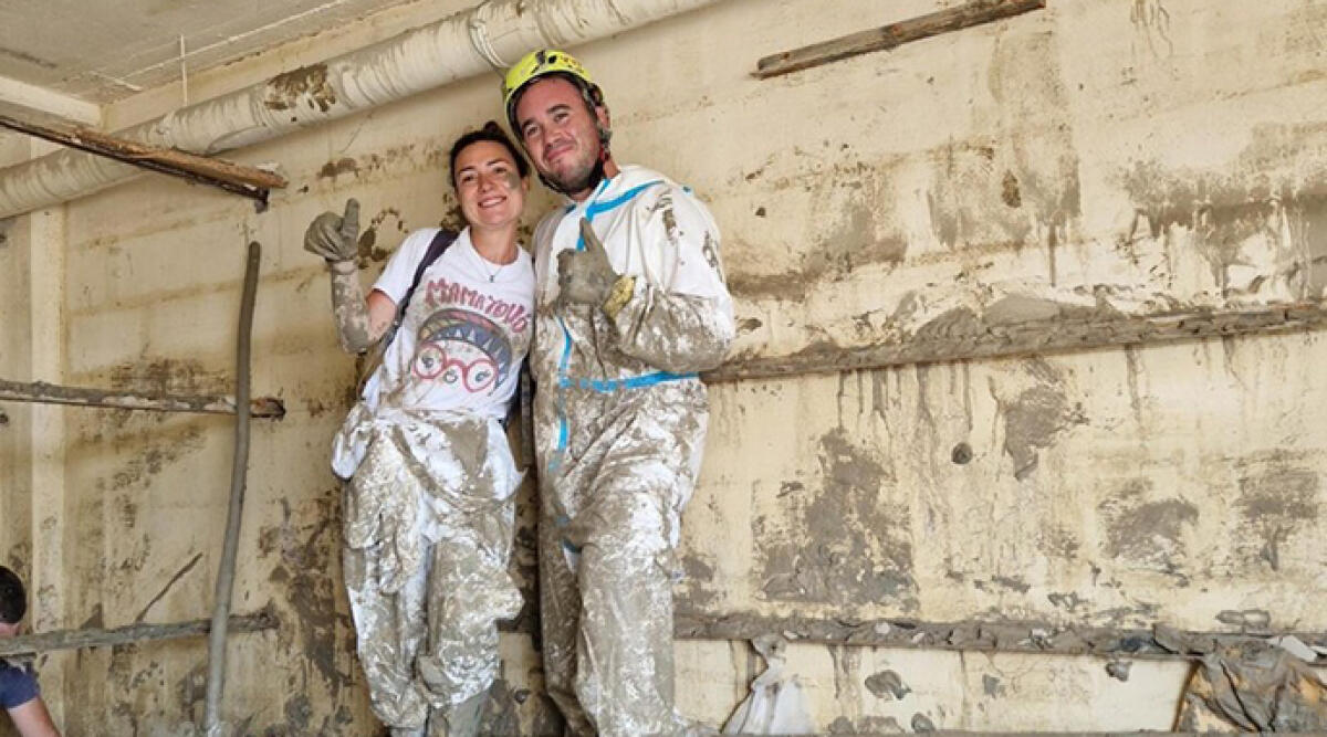 Cresce l'amore nel fango: volontari dell’alluvione trovano casa e cuore in Romagna - La volontaria di Biella e il vigile del fuoco di Pordenone