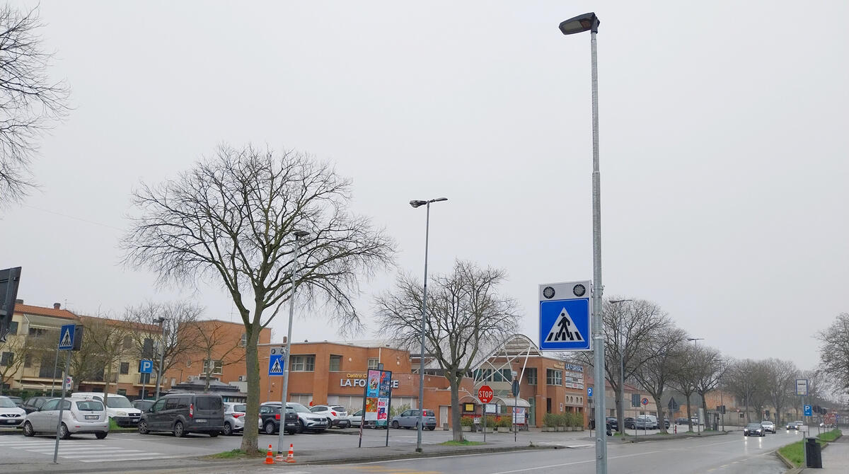 Santarcangelo, 25 punti luce rimessi a nuovo per 55.000 euro - Illuminazione in via Costa