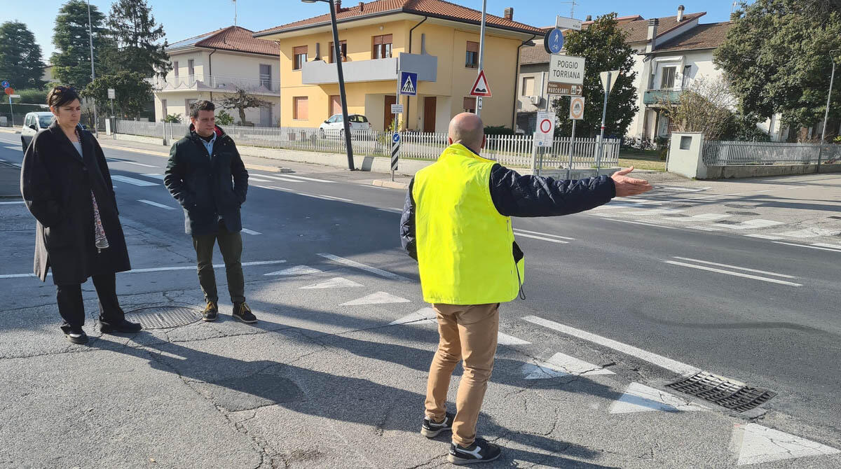 Via Santarcangiolese, conclusi i lavori all'incrocio con via Santa Maria - Sopralluogo lungo la SP14 all'incrocio con via Santa Maria