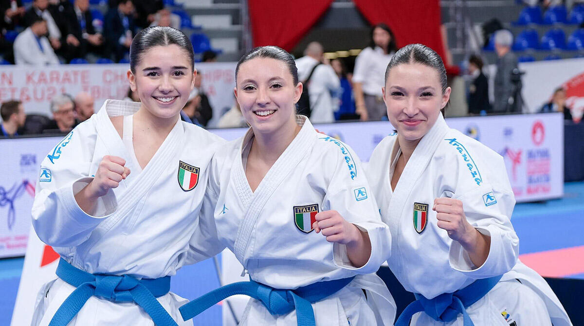 Trionfo italiano ai Campionati Europei Giovanili di Karate: nel team anche due riccionesi - Nazionale Italiana giovanile Karate