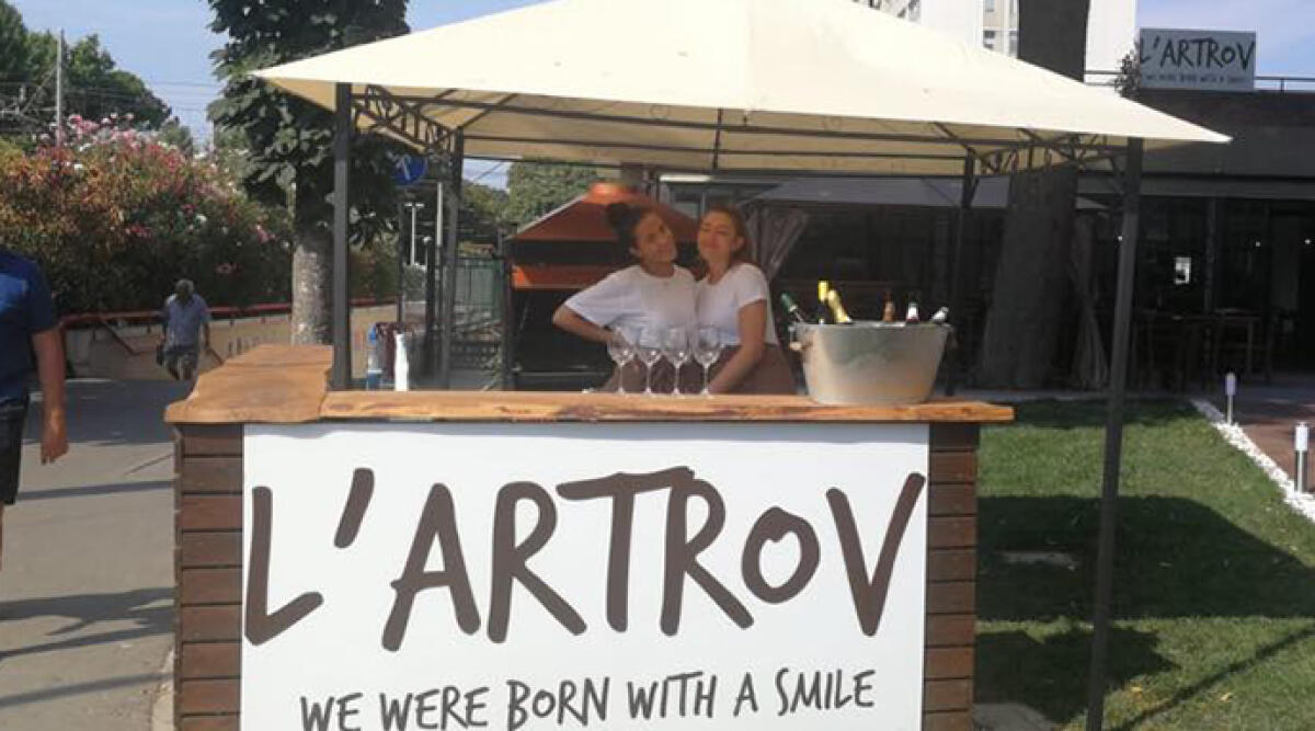 Ristorante Artrov vittima di recensioni negative: autista bus condannato - Il ristorante L’Artrov di Rimini