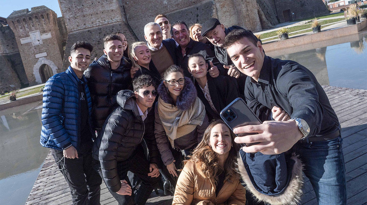 Ballerini riminesi a Sanremo per  celebrare Romagna Mia: "Trasformeremo l'Ariston in una balera" - 