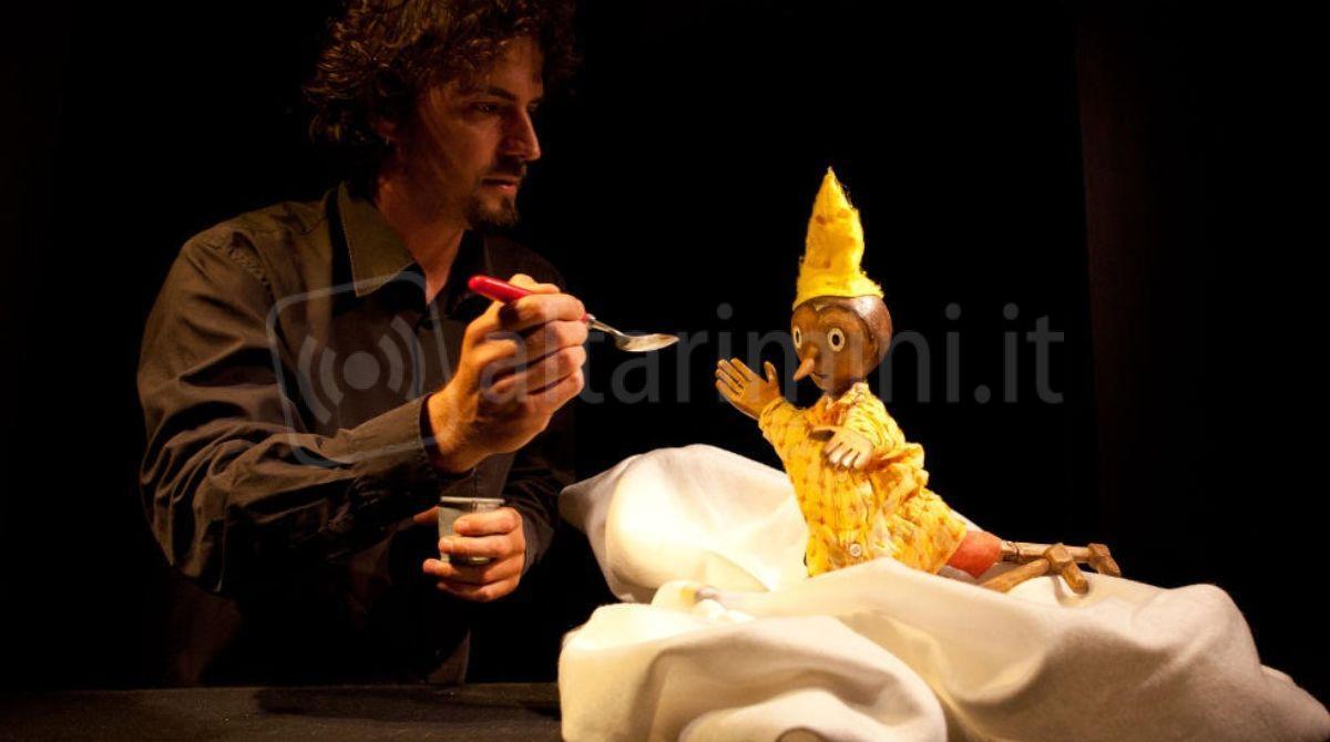 Sciroppo di Teatro arriva a Morciano: in scena "Secondo Pinocchio" - Una scena dallo spettacolo