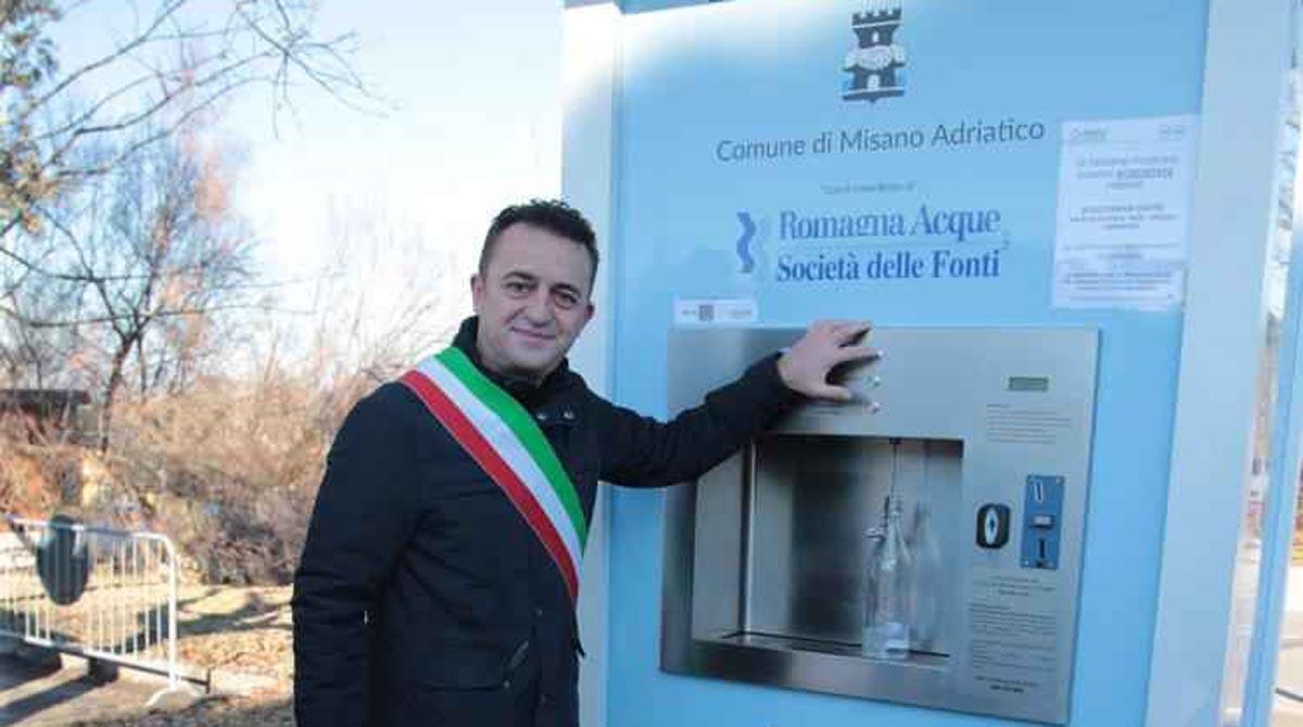 Sempre più cittadini a Misano usano le Case dell'Acqua - Il sindaco Fabrizio Piccioni