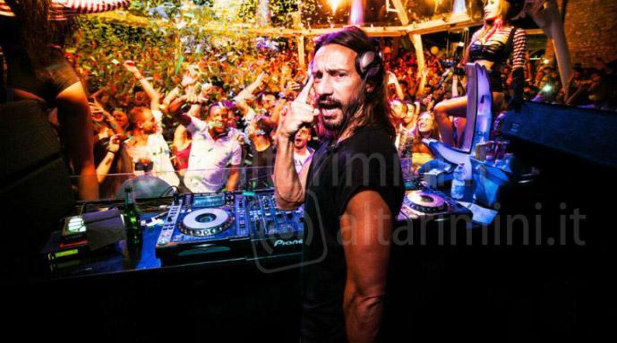 Bob Sinclar accende la Pasqua al Peter Pan di Misano - Bob Sinclar