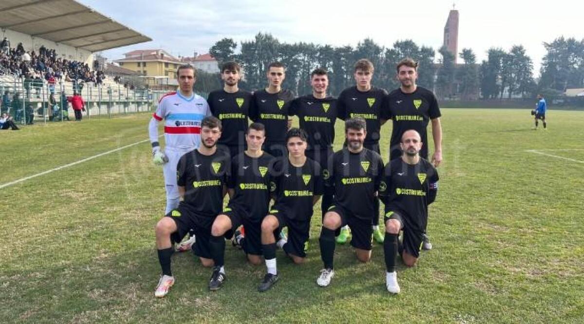 Calcio Prima, il Victoria cerca la  riscossa nel derby con i Delfini. Intervista al ds Trivulzio - 