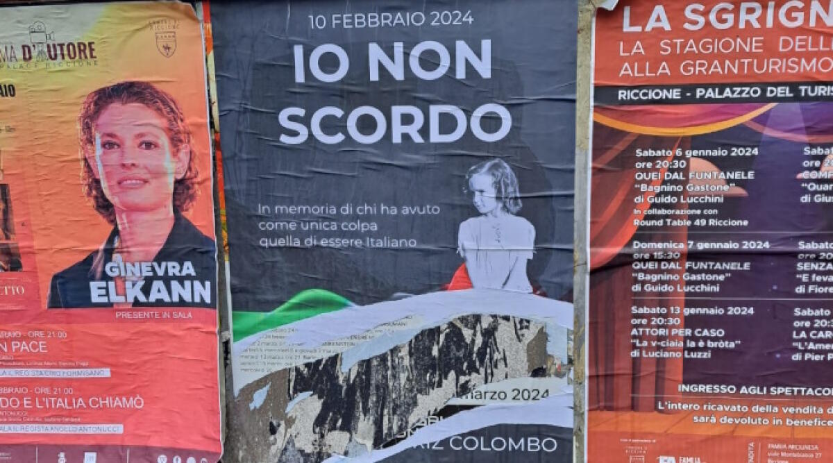 Riccione, vandalizzati manifesti per la commemorazione delle vittime delle foibe. On. Colombo FdI: “Denunceremo” - Uno dei manifesti strappati