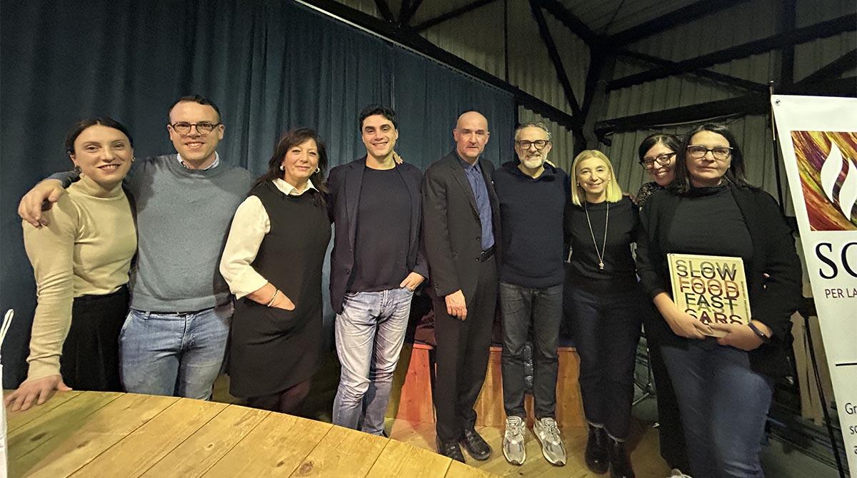 Massimo Bottura a Cattolica, in 150 al dialogo con lo chef su cibo e filosofia - 