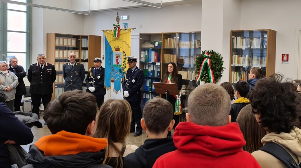 La sindaca di Santarcangelo Alice Parma