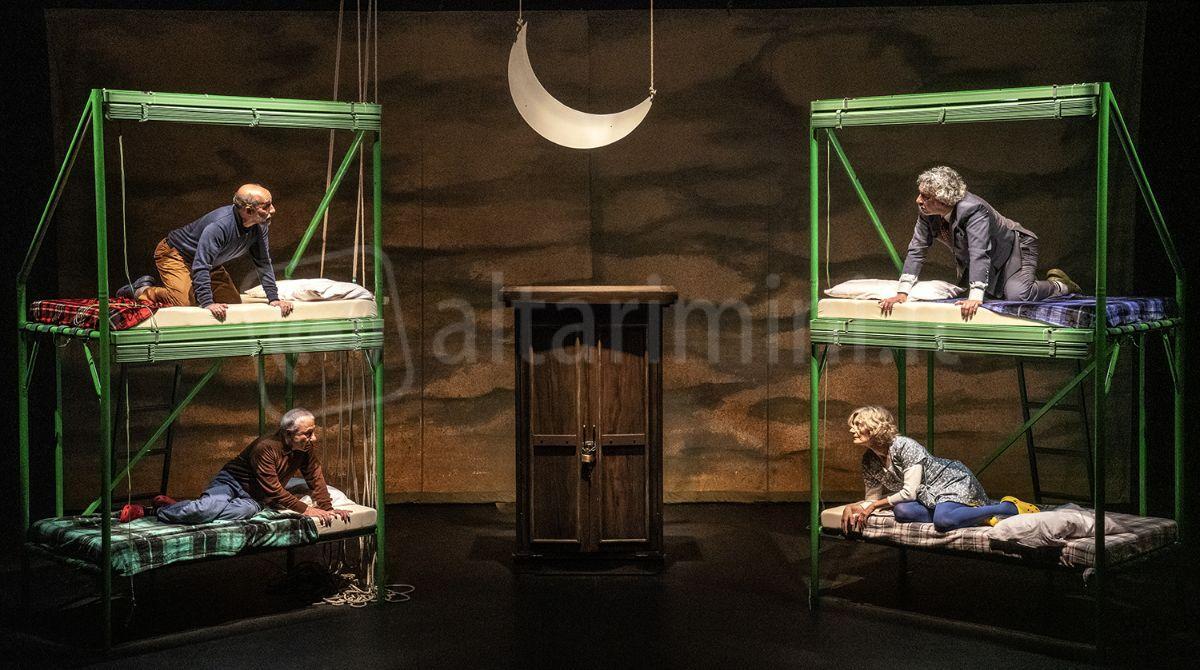 Al Teatro Galli la premiata opera di Spiro Scimone "Fratellina" - "Fratellina" di Spiro Scimone, -
Foto di Gianni Fiorito