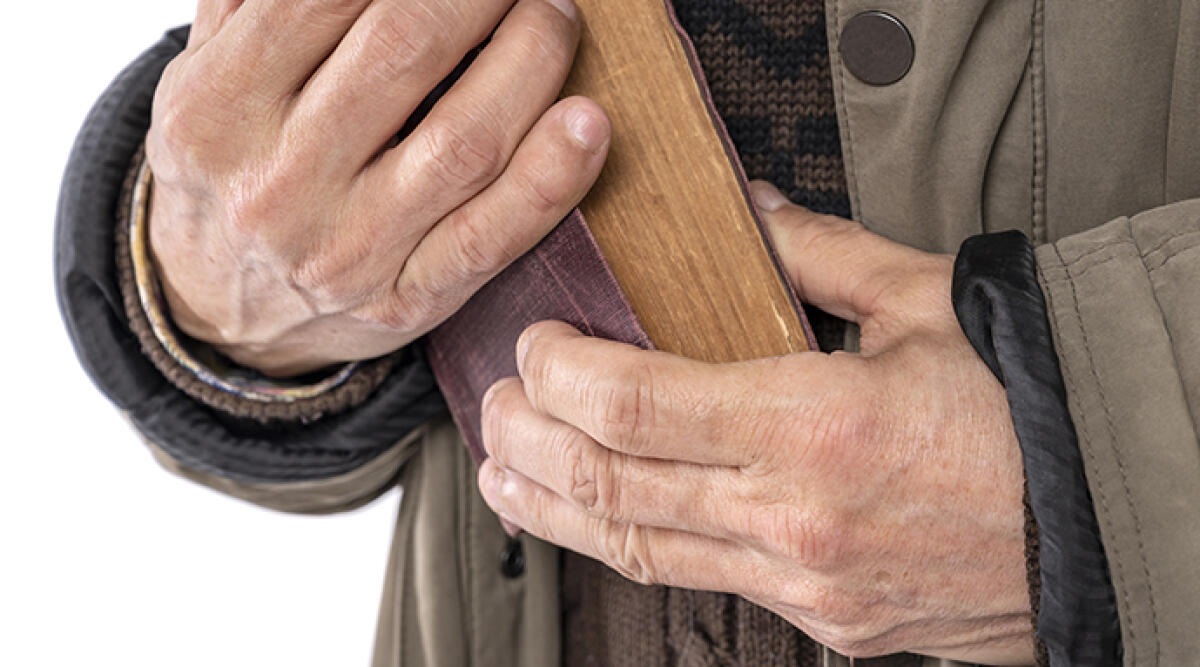 Prende a morsi un 90enne per rapinarlo, arrestata a Viserba - Foto di repertorio